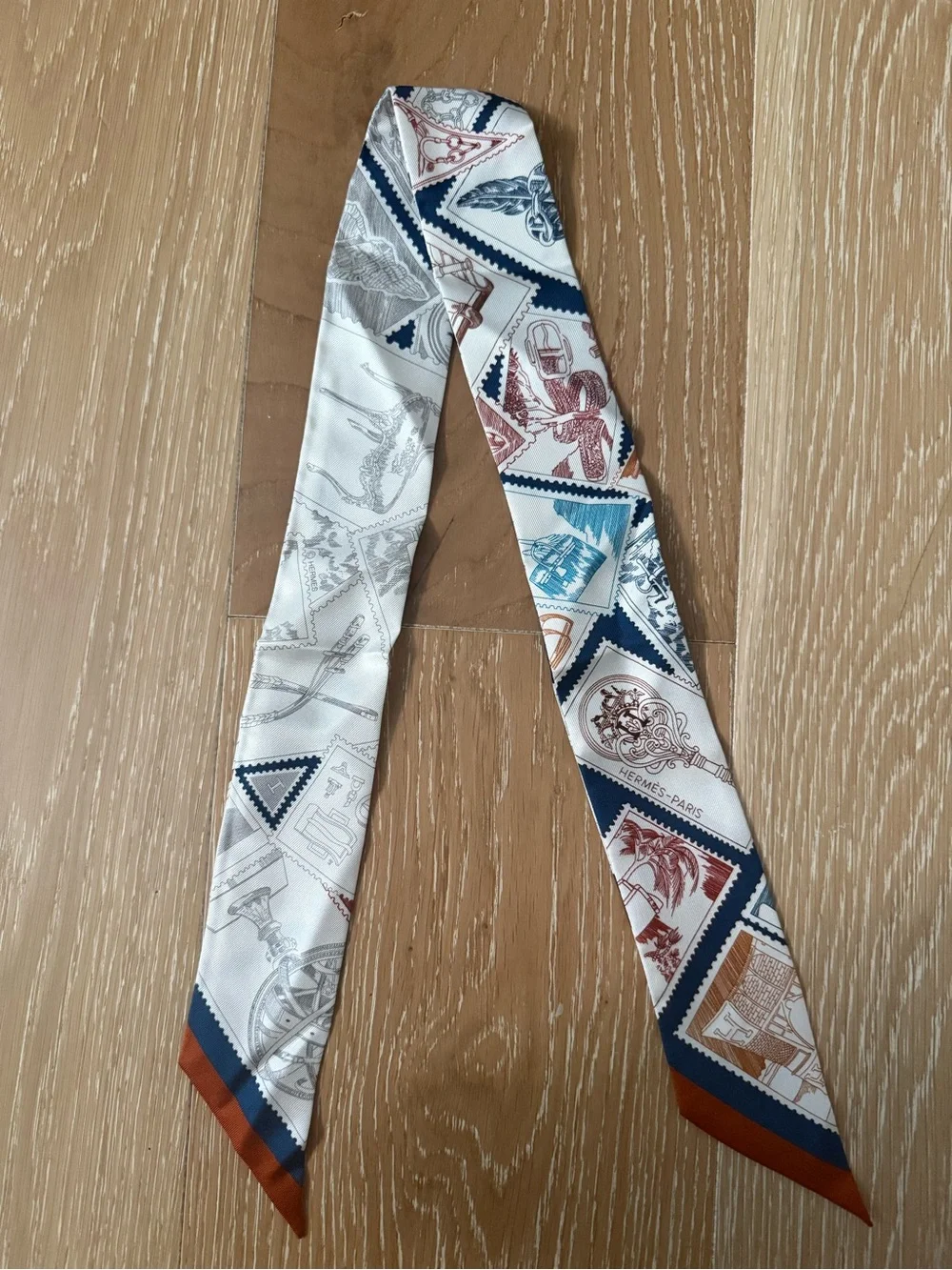 NWOT Hermes 100% silk twilly scarf Le Philateliste du Faubourg Twilly blue